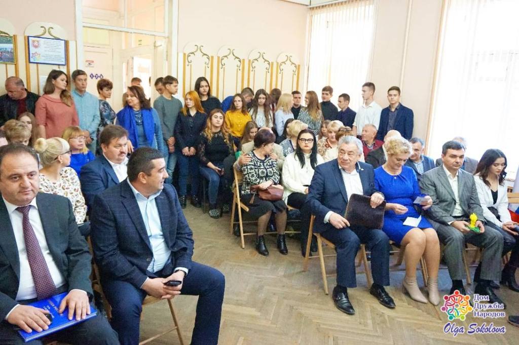 Встреча председателя Государственного Совета Республики Крым Владимира Константинова с председателями национально-культурных автономий и общественных организаций