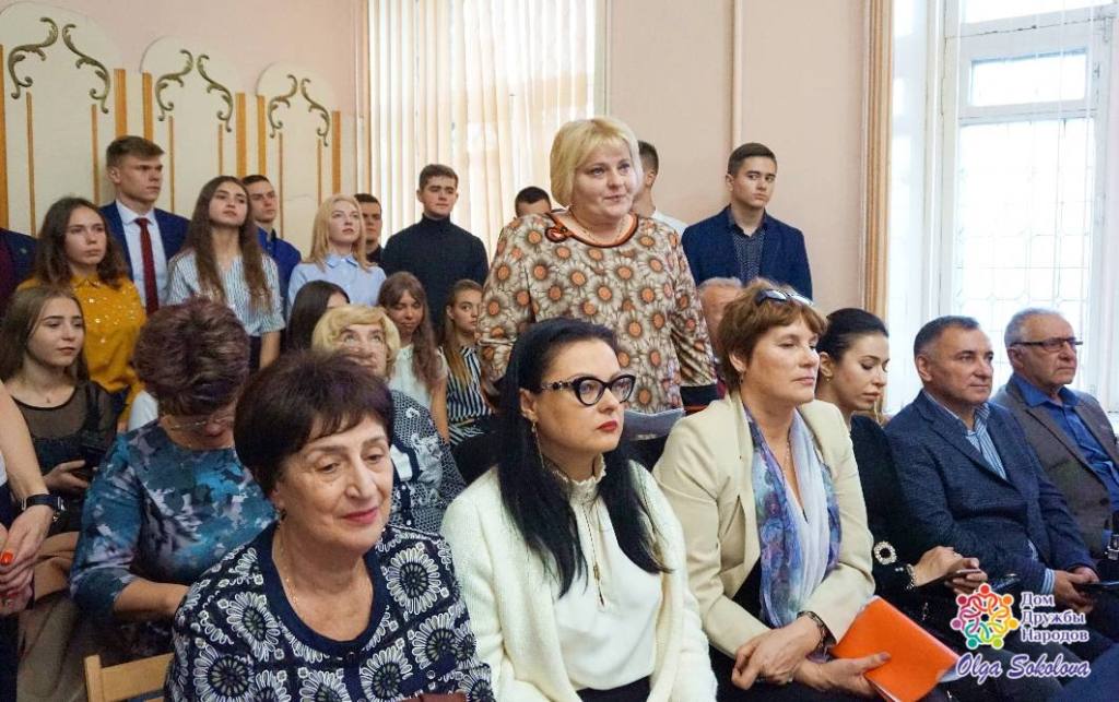 Встреча председателя Государственного Совета Республики Крым Владимира Константинова с председателями национально-культурных автономий и общественных организаций